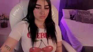 Lue-Moore nude on live sex chat
