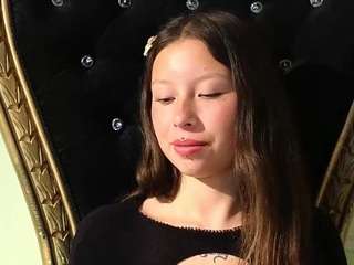 Mery-02 nude on live sex chat