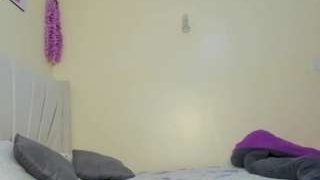 Paradise-Foxxx nude on live sex chat