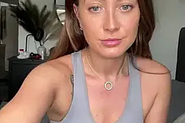Pollypearson naked strip on webcam for live sex chat