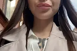 shuggybaby naked strip on webcam for live sex chat