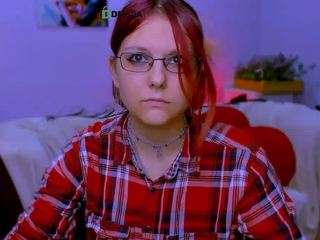 Stasy-4u nude on live sex chat