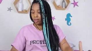 Tanisha-curly nude on live sex chat