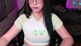 Yesiehot nude on live sex chat