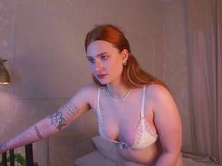 AinsleyBreed nude on live sex chat