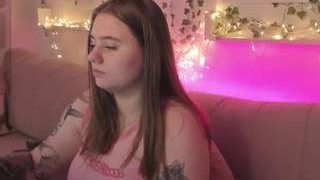 Alli-Aster nude on live sex chat