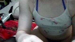 Average-girl nude on live sex chat