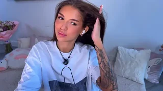 Carolyn_Smith naked strip on webcam for live sex chat
