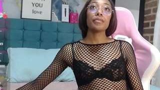 Esmeraldasweet0 nude on live sex chat
