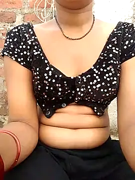 Hey-mahi naked strip on webcam for live sex chat