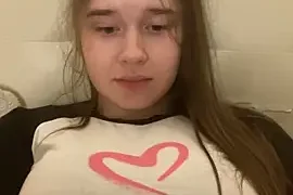 HornyGirlH naked strip on webcam for live sex chat