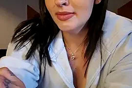 Jujuiicy naked strip on webcam for live sex chat