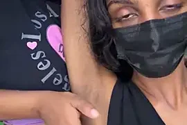 Lankan_queen naked strip on webcam for live sex chat
