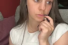 Loella-Rose naked strip on webcam for live sex chat
