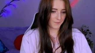 Meddi-gold nude on live sex chat