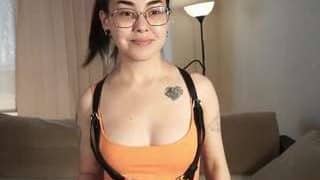 Megan nude on live sex chat