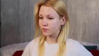Nika nude on live sex chat