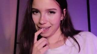 PhilomenaDudley nude on live sex chat