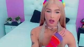 Sexy-isabella nude on live sex chat