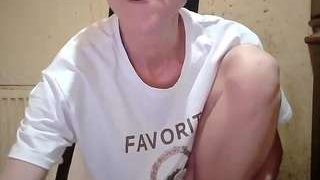 Sexygeny nude on live sex chat