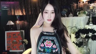 Alice-777 naked strip on webcam for live sex chat