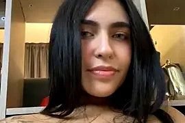 DaphneUwu naked strip on webcam for live sex chat
