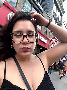 Its_Jade naked strip on webcam for live sex chat