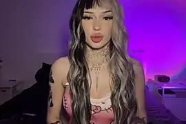 madelinexx naked strip on webcam for live sex chat