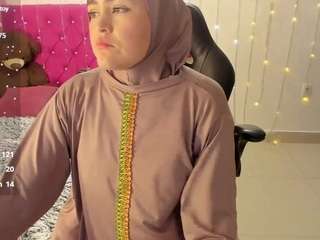 Marian-Fadel nude on live sex chat