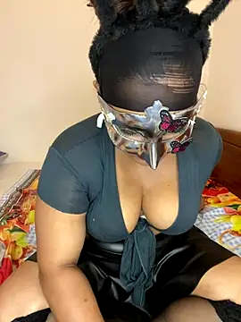 thushani24 naked strip on webcam for live sex chat
