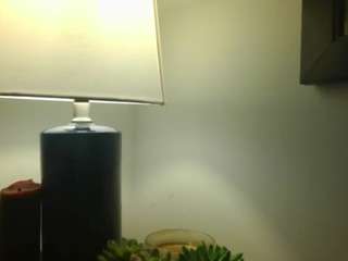 AeshaWilde nude on live sex chat