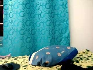 EMIASAMANTA18 nude on live sex chat