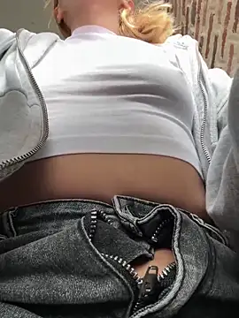 enjoy_my_beauty naked strip on webcam for live sex chat