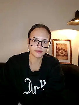 JUJUICY- naked strip on webcam for live sex chat