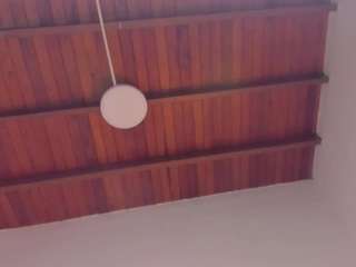Melecsaray nude on live sex chat