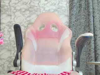 Ovi-sensualredhead nude on live sex chat