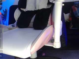 Tefy-bratz nude on live sex chat