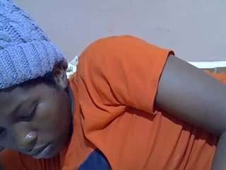 Barbiey-gal nude on live sex chat