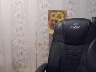 Mia nude on live sex chat