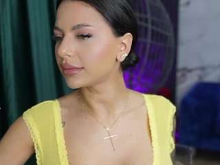 SpicyMaple nude on live sex chat