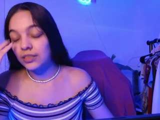 Sweetlikeblu nude on live sex chat