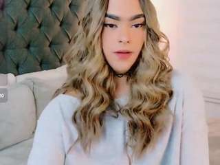 Sweettcamila699 nude on live sex chat