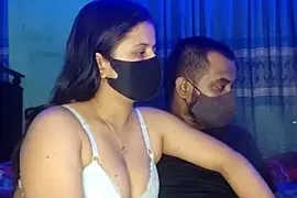 Younger_Couples naked strip on webcam for live sex chat