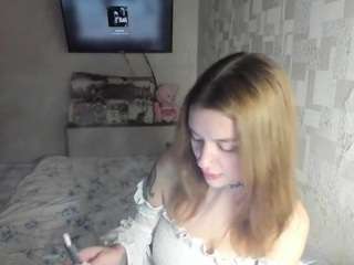 AlisTris nude on live sex chat