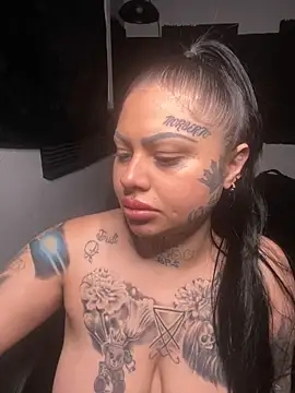 chicanachic13 naked strip on webcam for live sex chat