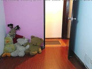 Emerald00 nude on live sex chat