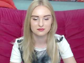 SofySoft nude on live sex chat