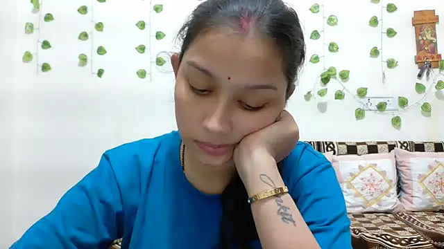 Aleena_Rai naked strip on webcam for live sex chat