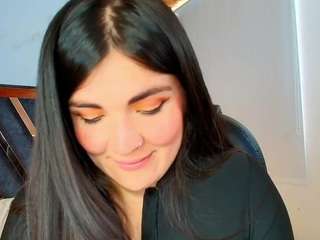 Amara-vegaa nude on live sex chat