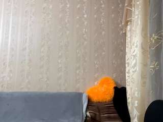 DeloiseNatalizio nude on live sex chat